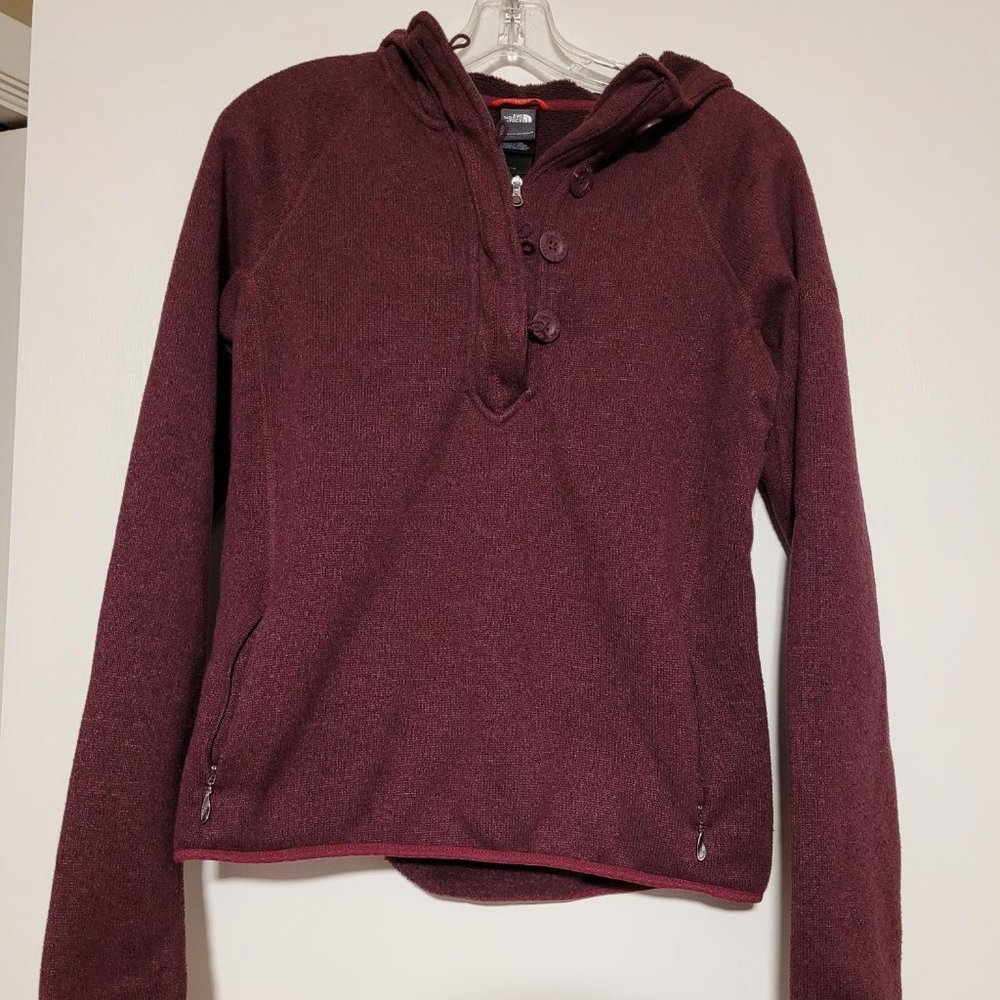 NWOT The North Face Crescent Knit Hooded Pullover with Quarter Zipper